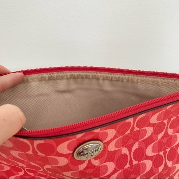 Coach Authentic iPad Case Sleeve Signature Logo tablet iPad sleeve case - Picture 7 of 8